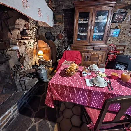 Ferme De La Gortiere Hébergement de vacances *